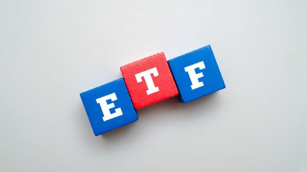 Биткойн-ETF потеряли 696 миллионов долларов на фоне массовой распродажи криптовалют, которую возглавили Blackrock и Fidelity